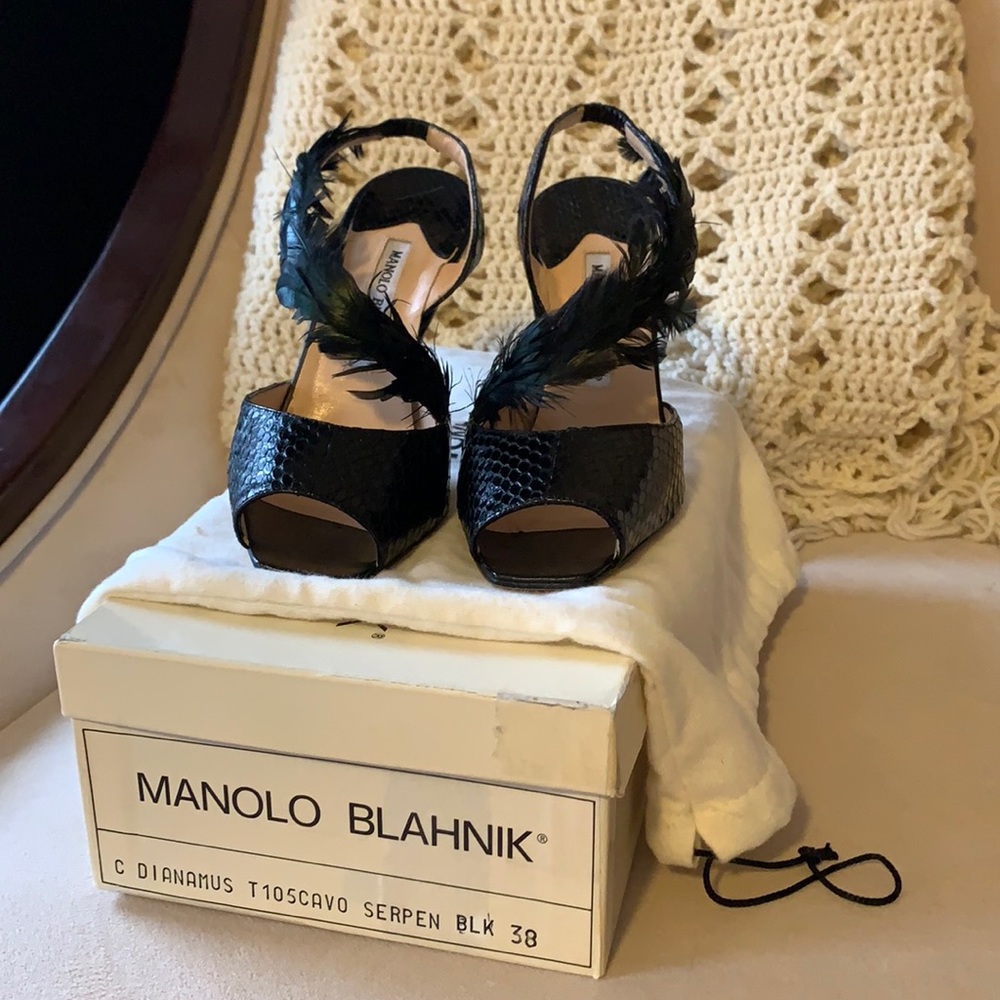 Manolo Blahnik size 38 Serpent open toe heel in Black.